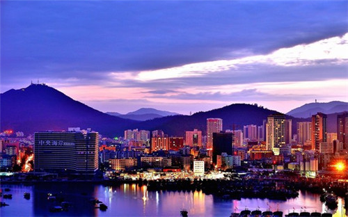 开家彻思叔叔起司蛋糕加盟店怎么样，加盟彻思叔叔起司蛋糕需要多少资金